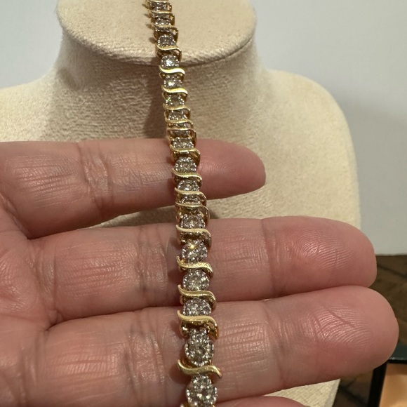 5  Carat total weight Natural Diamond  (not laboratory created) Tennis Bracelet - Picture 4 of 6